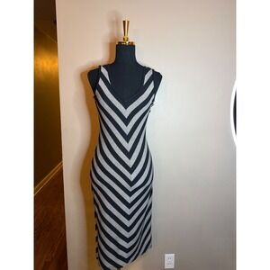 Mossimo Womens Black White Chevron Stripe Ribbed Knit V-Neck Midi Bodycon Dress